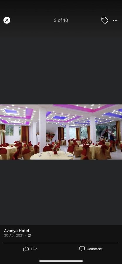 Avanya Hotel And Reception Hall Angunakolapelessa Luaran gambar