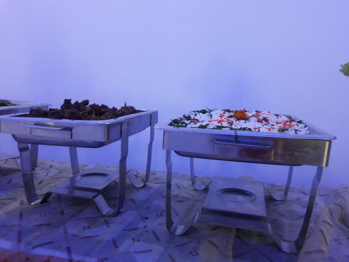 Avanya Hotel And Reception Hall Angunakolapelessa Luaran gambar
